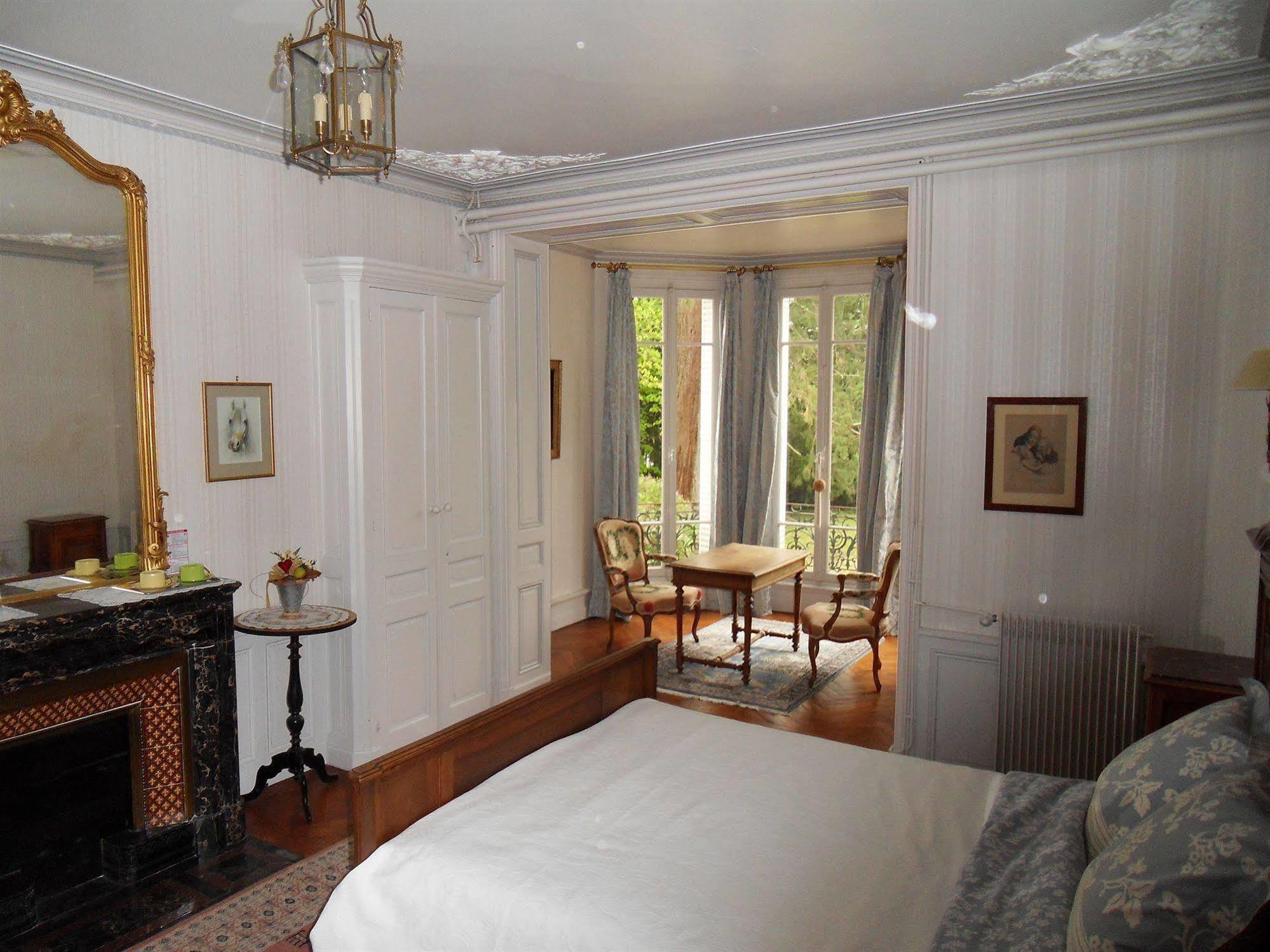 Chateau De La Motte Noailly Экстерьер фото