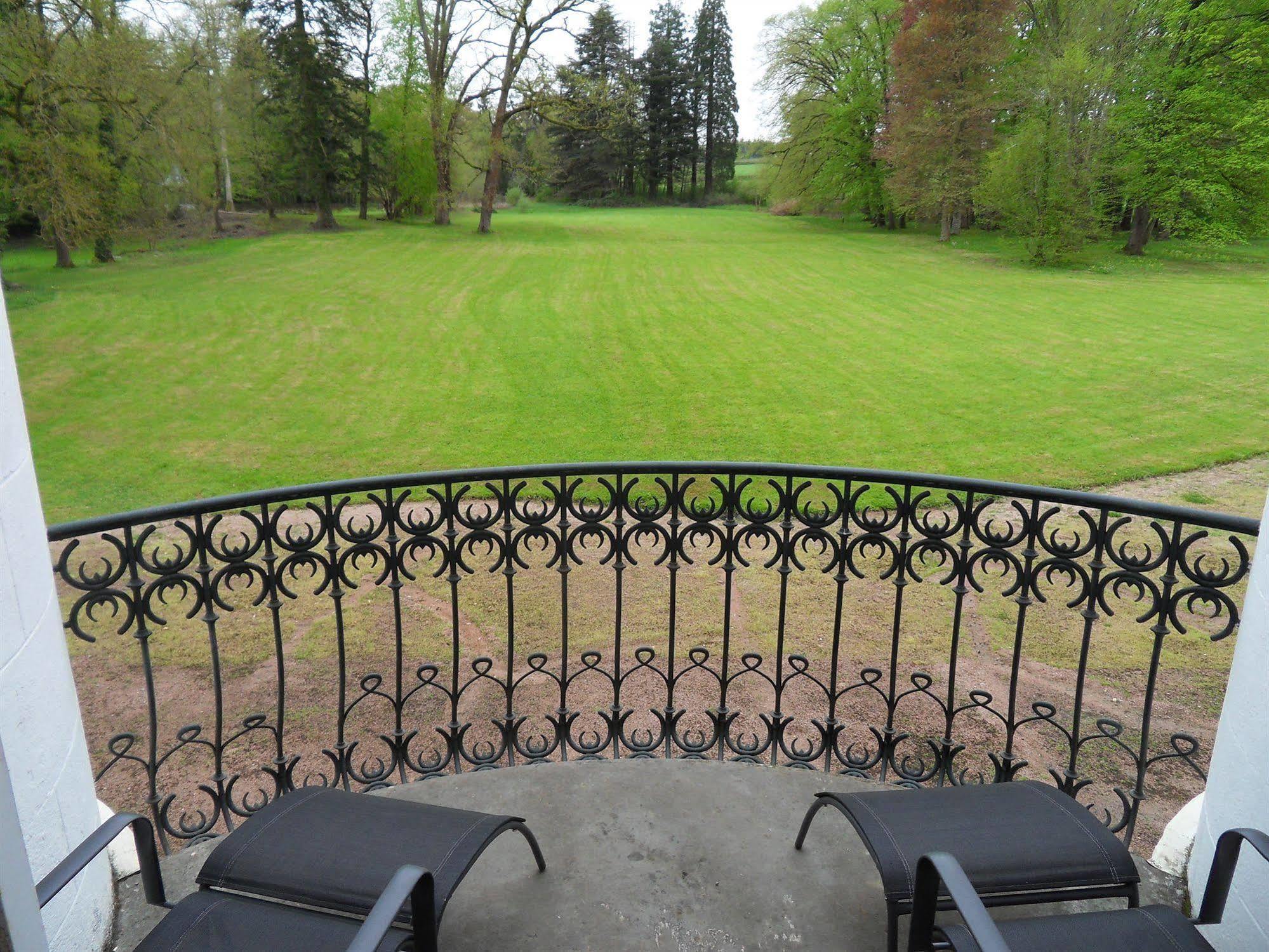 Chateau De La Motte Noailly Экстерьер фото